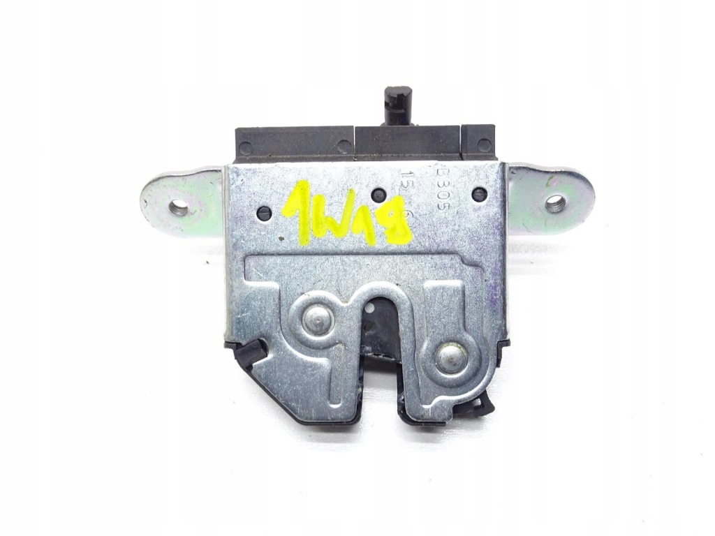 Купити Замок кришки багажника задній задній 39021416 opel astra k v
