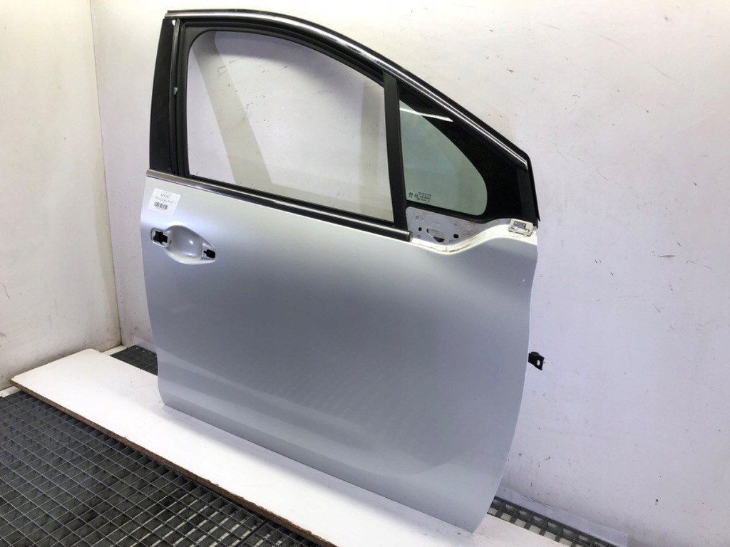 фото №3, Дверь правый перед peugeot 208 i хэтчбек