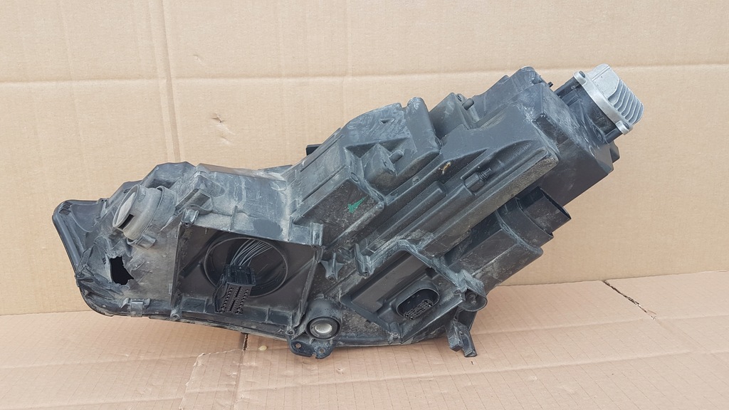 фото №15, Лампа перед правая audi a4 b9 full led 8w0941034