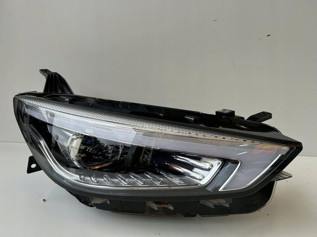 фото №1, Mg zs lift лампа права перед 11275386 оригінал