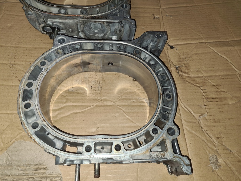 фото №1, Блок housing двигатель mazda rx8 rx-8