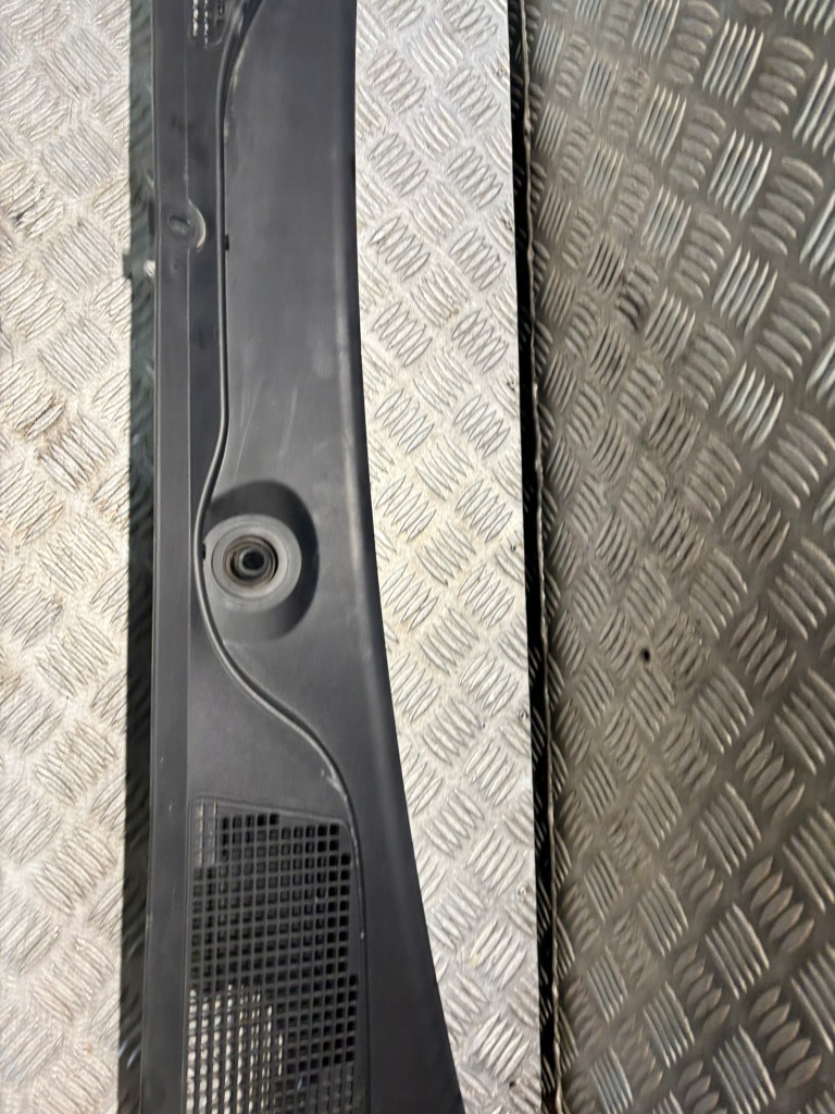 фото №3, Жабо dacia lodgy 668119050r minivan защита передняя