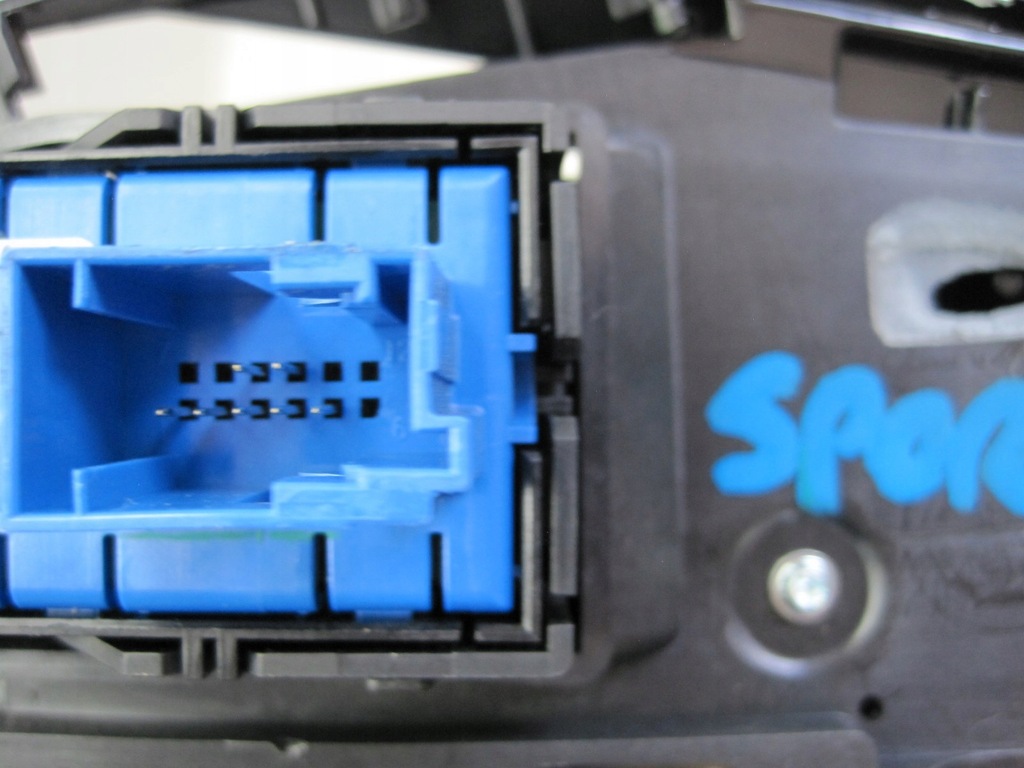 фото №12, Перемикач панель керування peugeot 3008 98473472ug