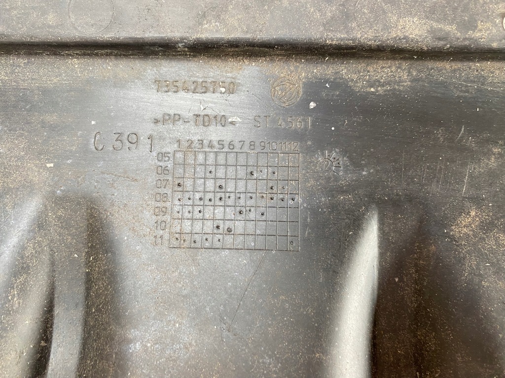 фото №9, Fiat panda 2 ii 100hp 06- накладка бампера спойлер задняя 735425750