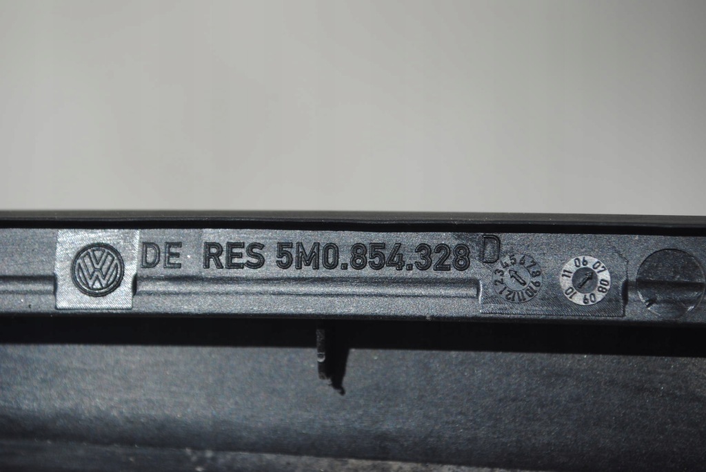 фото №6, Молдинг стекло лобовое 5m0854328d vw golf v plus