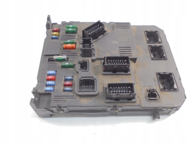 Купити Citroen c2 коробка запобіжників bsi 9652474380
