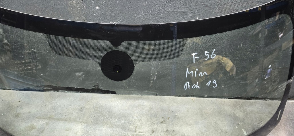 Скло лобове передня mini 3/5d f55 f56 f57 2019 датчик дощу/сутінків в Україні