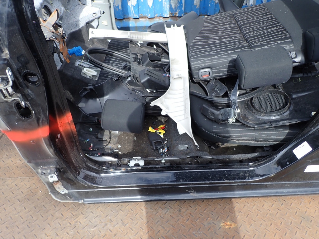 фото №2, Mazda 2 ii de hb 5d порог левый блок двигателя четверть