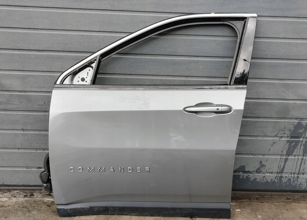 фото №1, Дверь передние левая левый перед jeep commander ii 21r- полный