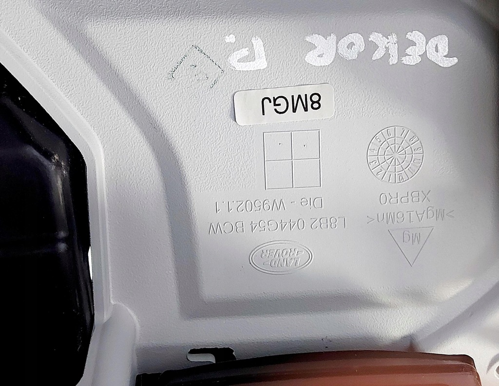 фото №8, Land rover defender l663 21r. консоль приборная панель приборная