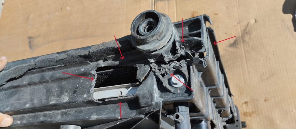 Pas передній радіатор вентилятор lexus ct200h ct 200h 11r- комплект Київ