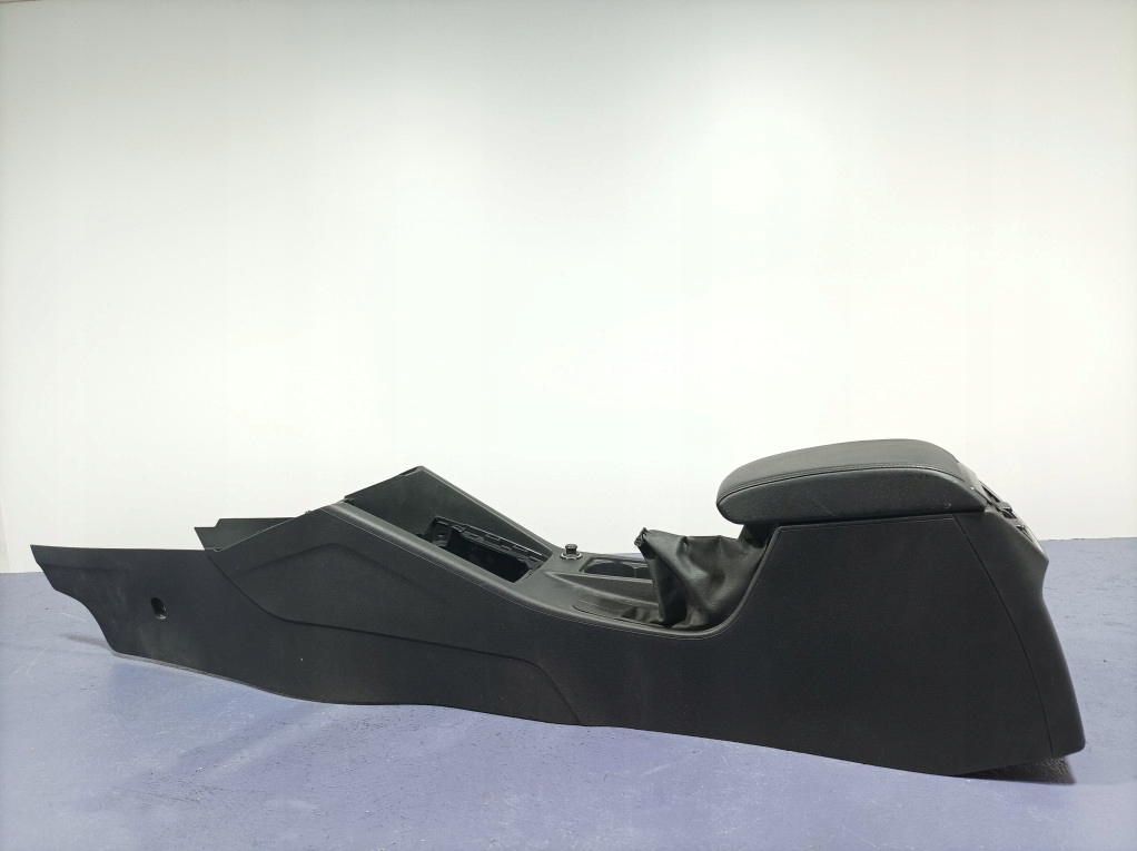 фото №5, Skoda octavia iii lift подлокотник туннель средний кожа eu