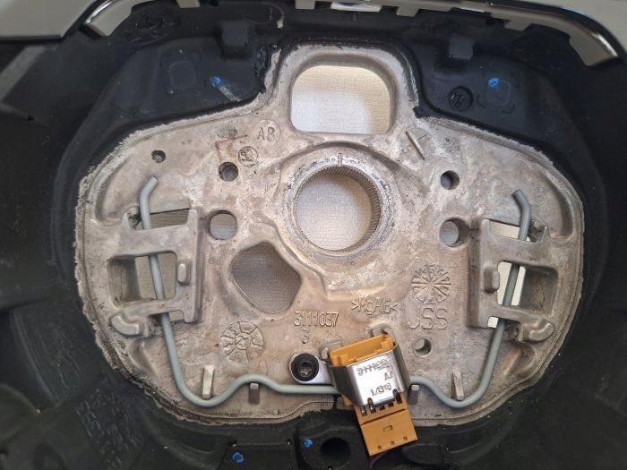 фото №5, Skoda octavia iv 4 fabia iv 4 karoq lift повітропровід багатофункціональний шкіра