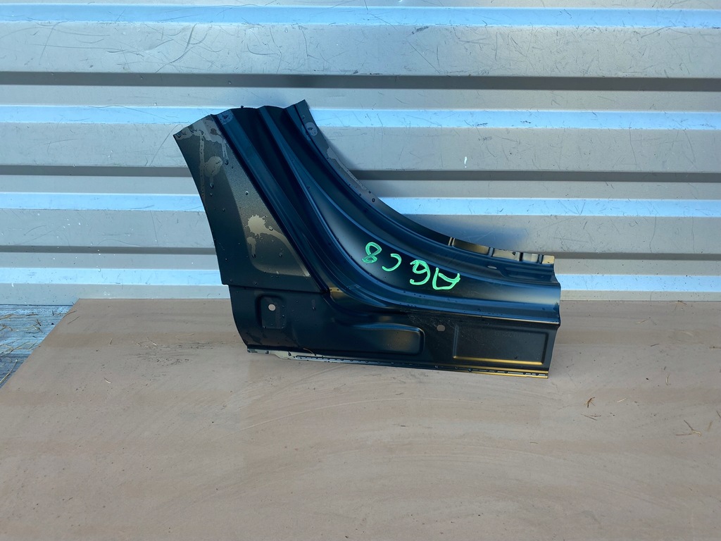 фото №1, Audi a6 c8 порог задний правый