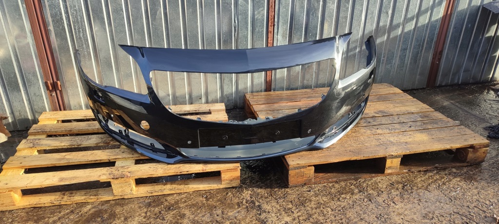 Бампер перед передній opel insignia a рестайлінг  11.13-7.17 ксенон x4 pdc gar z22c Зі Шроту