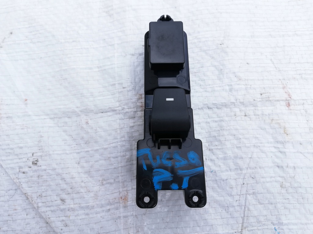 фото №1, Кнопка стекло hyundai tucson iii 15- 93580-d3131