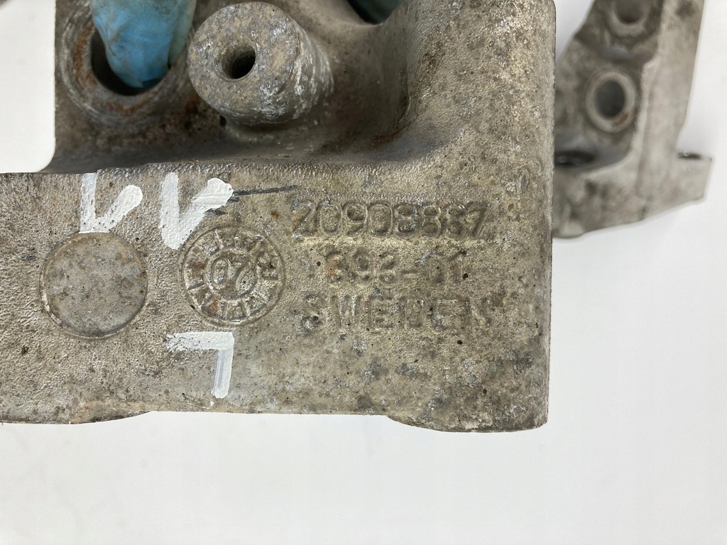 фото №5, Reanult premium dxi11 volvo fm d11 кронштейн корпус сцепления 20908885 20908887