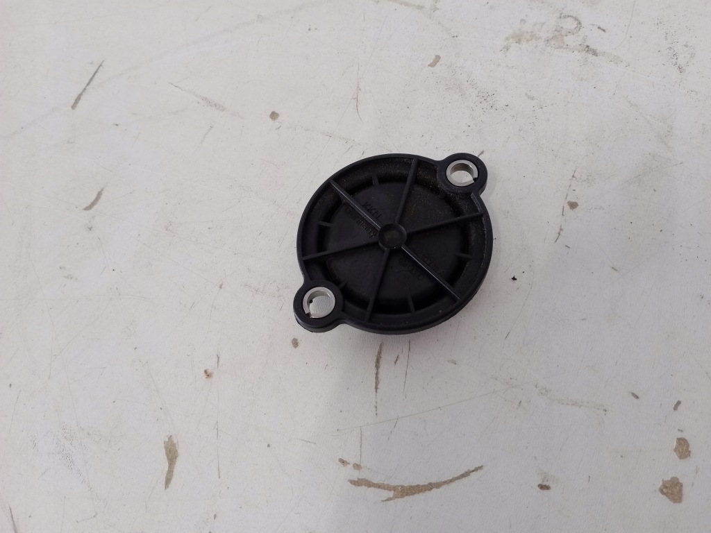 Купити 04e103111a заглушка кришки клапанів 1.0tsi vw seat skoda