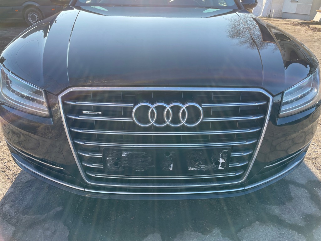 фото №1, Audi a8 d4 lift бампер перед передний решётка радиатора решётка радиатора омыватель pdc ly9t