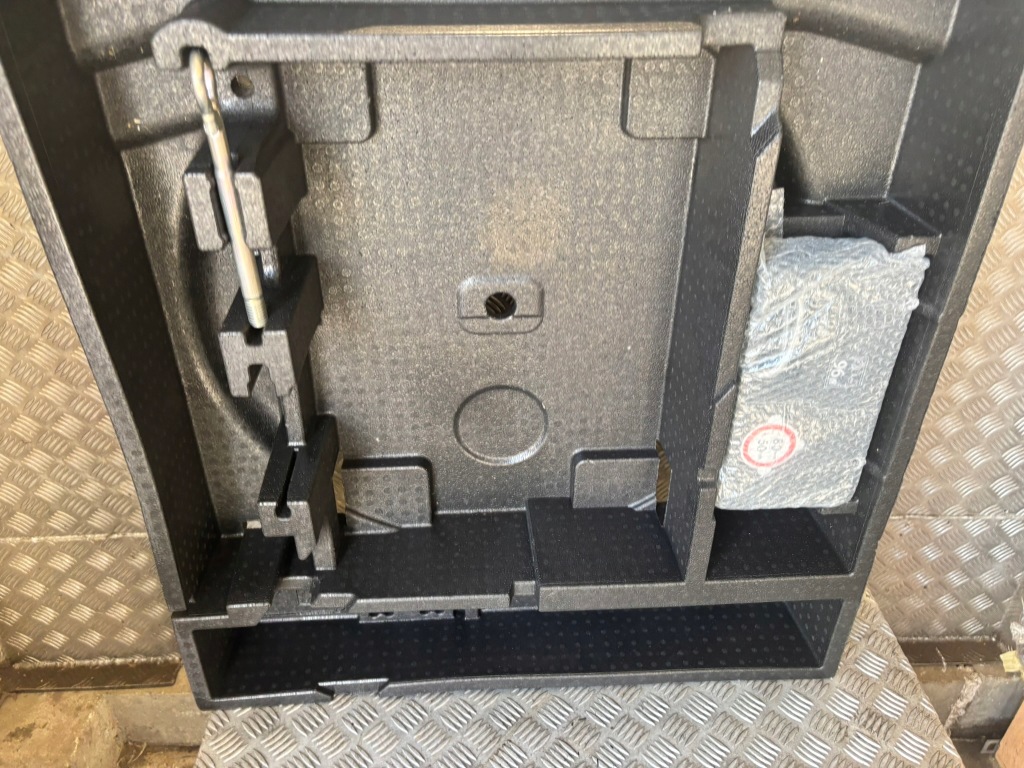 фото №8, Peugeot 308 ii t9 kombi вкладыш багажника пенополистирол защита 9800069580