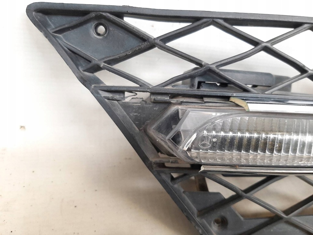 фото №2, Противотуманная фара перед левый a2318852165 mercedes sl r231