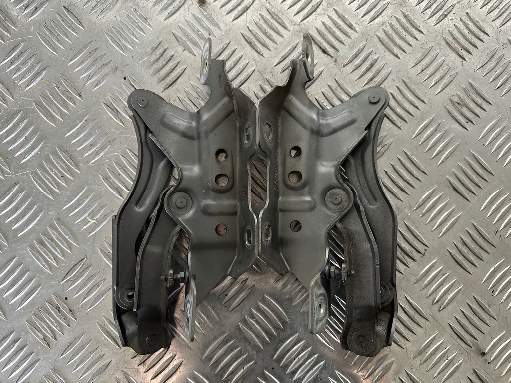 фото №1, Mercedes w169 петли капот комплект 787