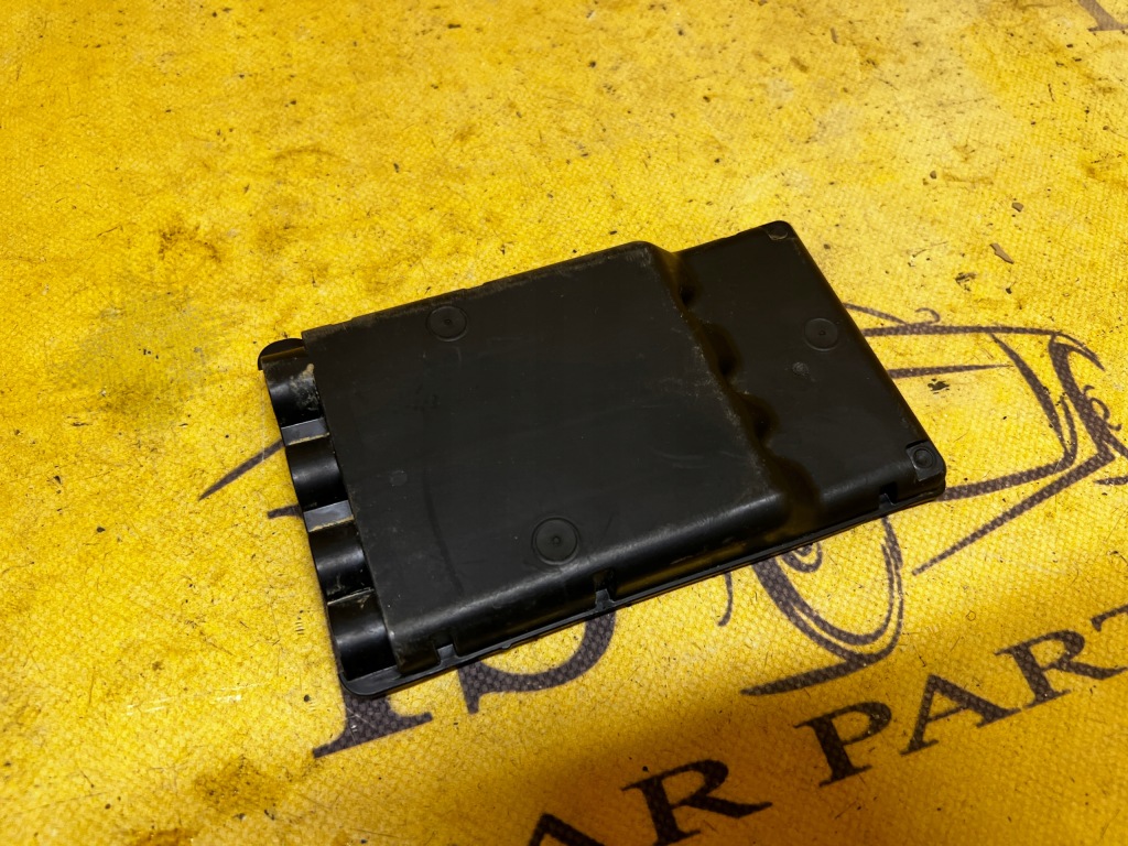 фото №1, Защита пластик заглушка распределителя тока bmw seria 1 f40