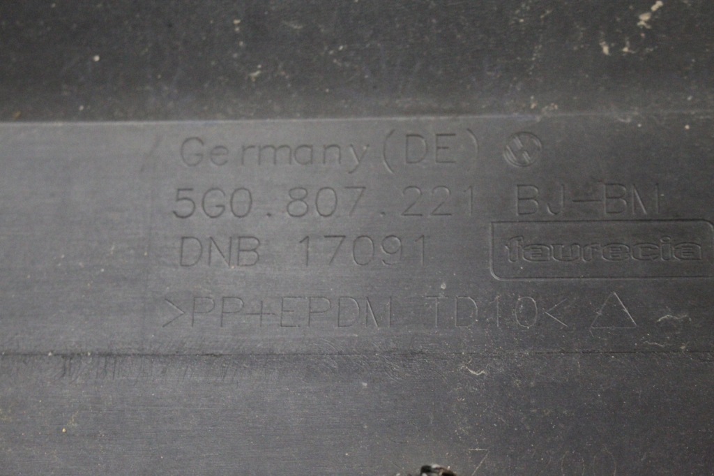 Бампер перед передний volkswagen vw golf vii 7 r20 5g0807221bj Цена