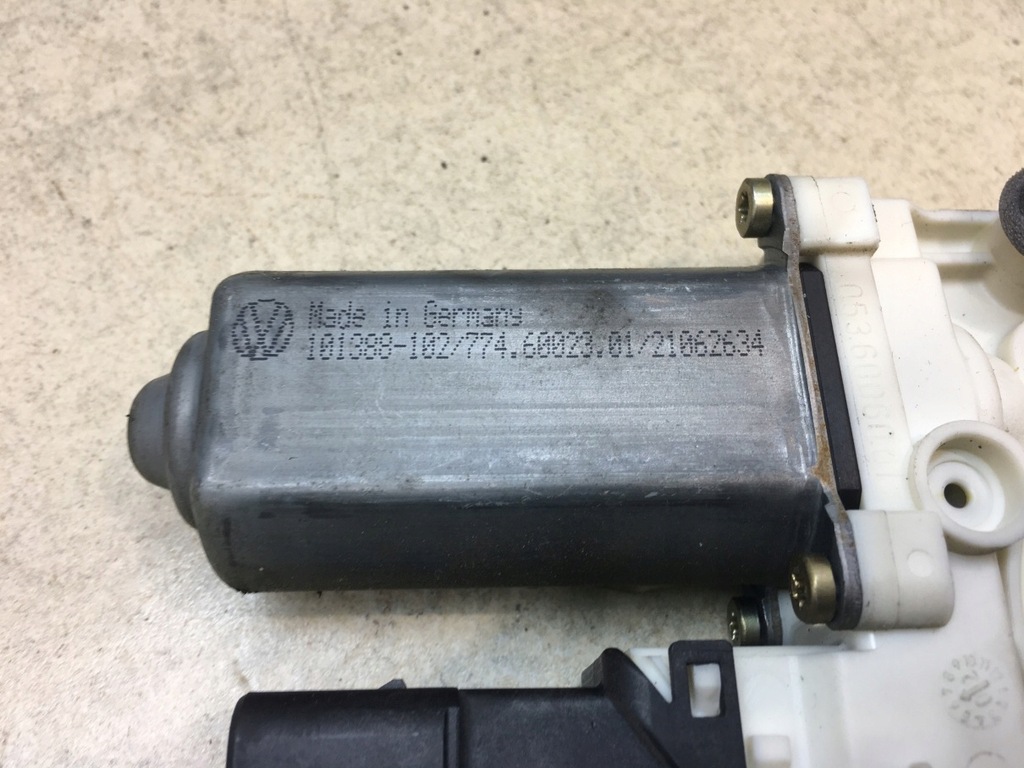 фото №5, Моторчик стекло правый задняя seat leon i