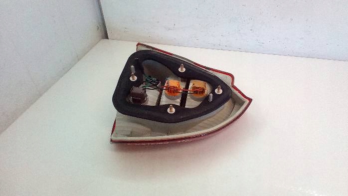 фото №6, Лампа левая задняя mitsubishi carisma