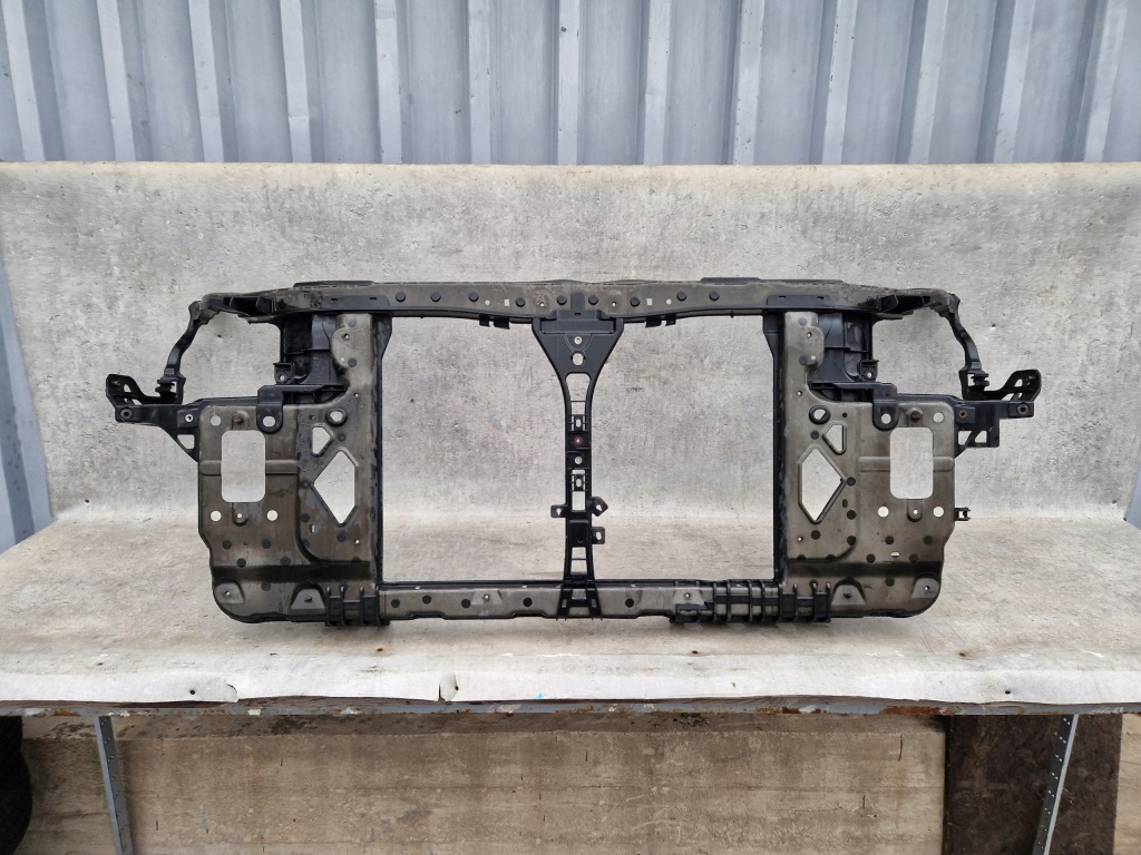 фото №1, Hyundai i30 pas передний усилитель 64101-2lxxx