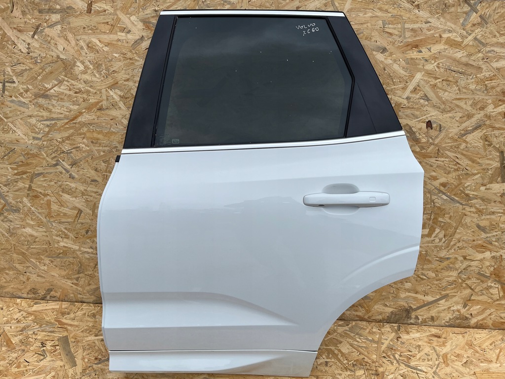 фото №1, Volvo xc60 ii дверь задние левая левый задняя