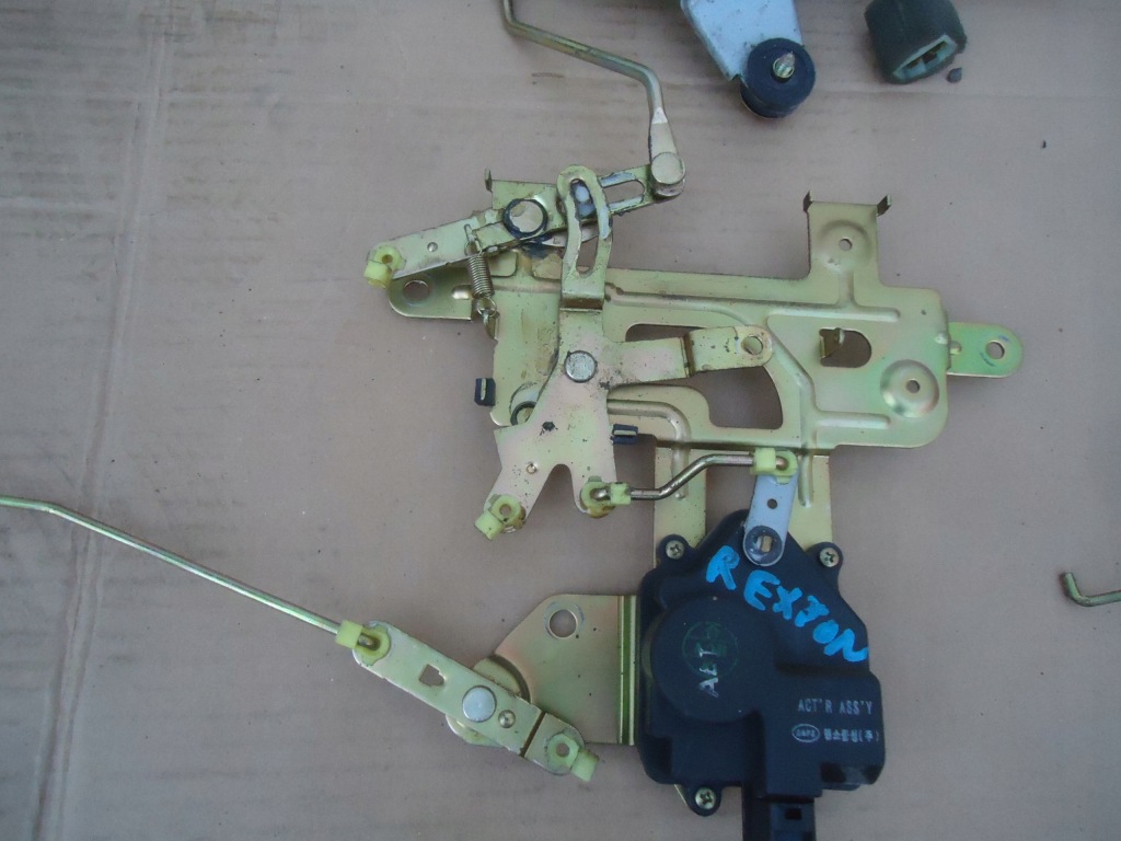 Купити Rexton привід замок кришки багажника