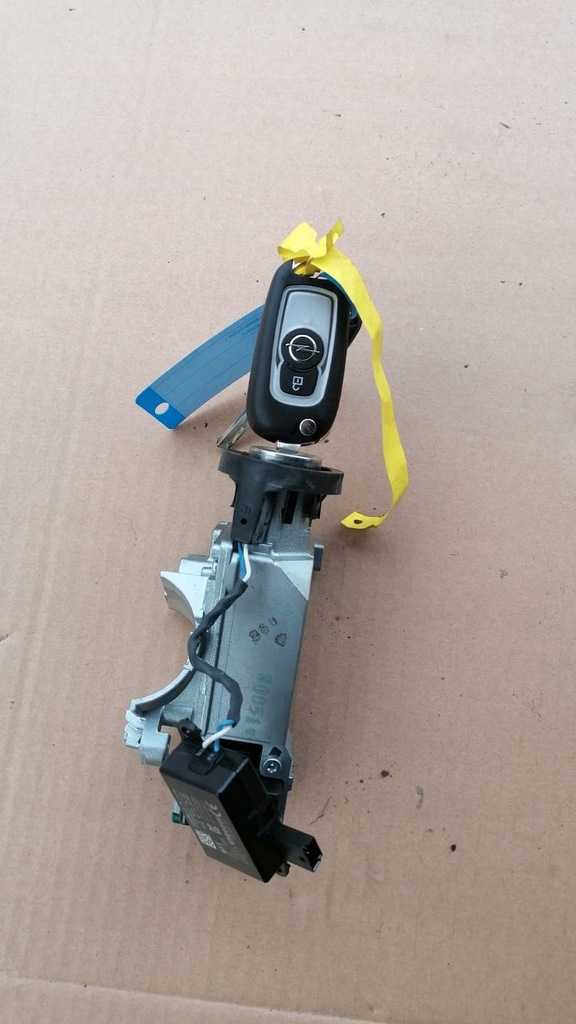 фото №1, Замок зажигания 2x ключ astra k 1.6cdti