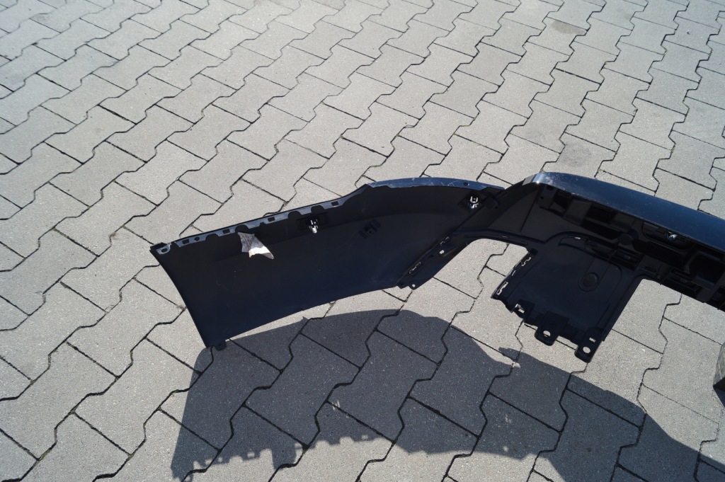 фото №9, Накладка спойлер диффузор dół бампера задняя land rover discovery v 5 hy3m