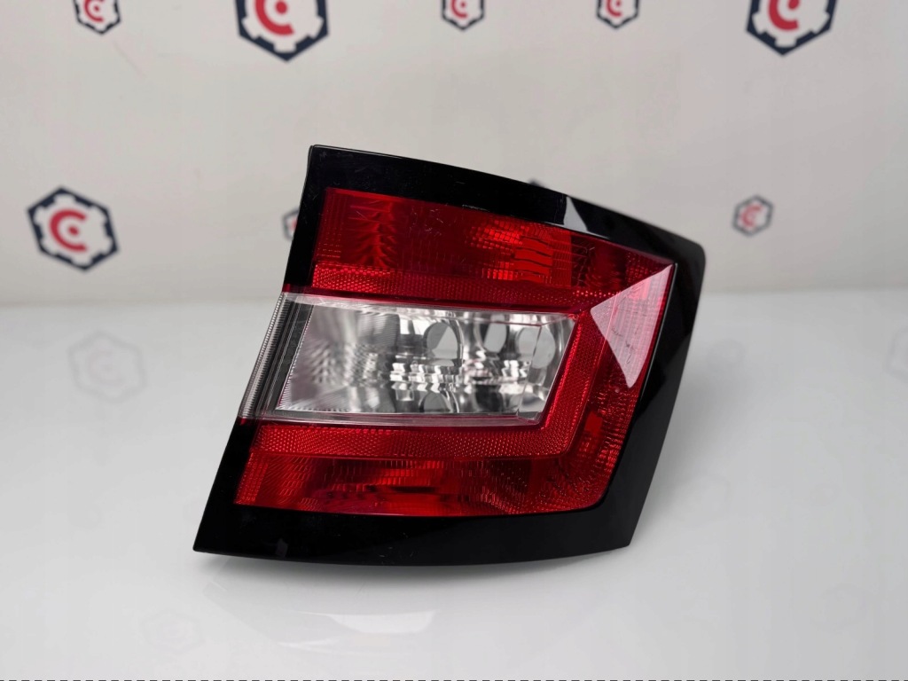 фото №1, Лампа права задня skoda fabia iii kombi