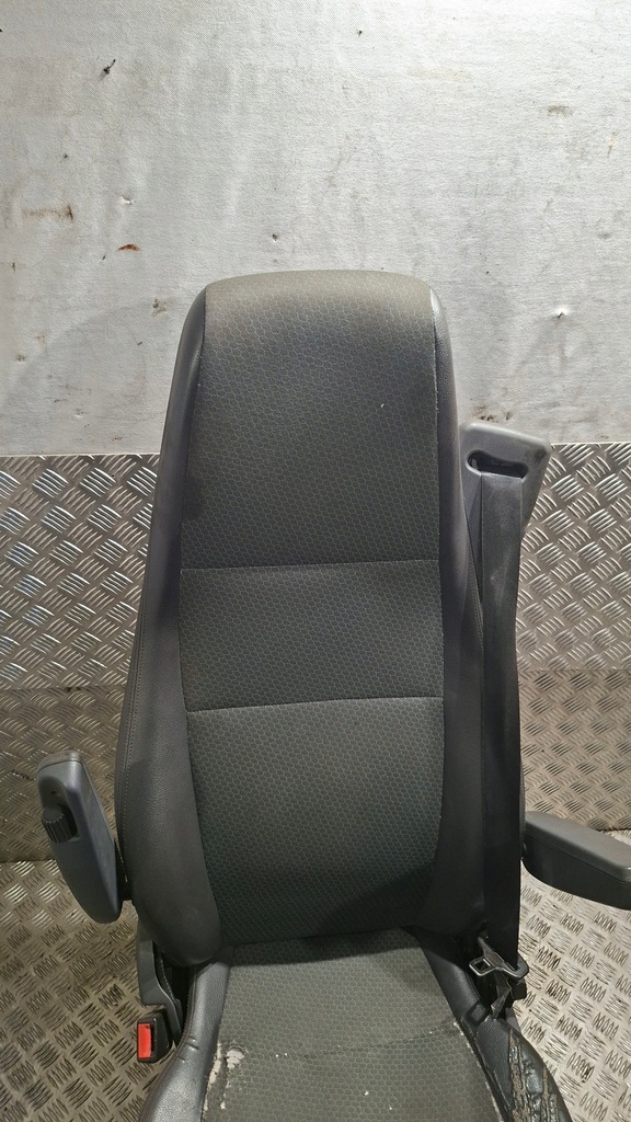 фото №5, Сидіння лівий перед scania r