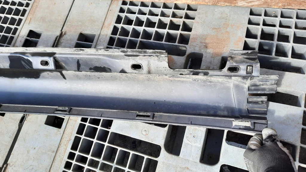 фото №15, Молдинг поріг права оригінальний номер 31213351 volvo c30 06-12r