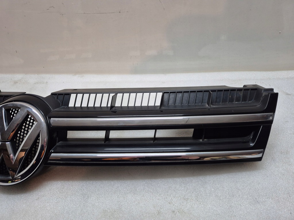 фото №4, Vw touareg ii 7p решётка радиатора решётка радиатора 2010-2014 решётка радиатора оригинал