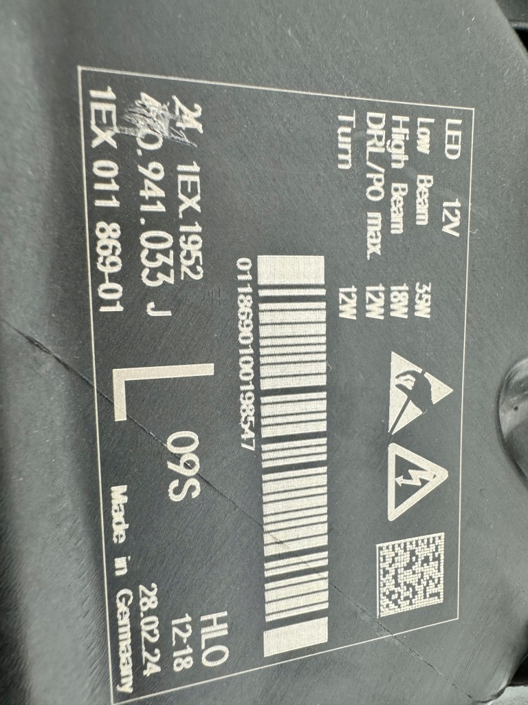 Audi a7 4g8 рестайлінг  full led фара ліва правий Оригінал