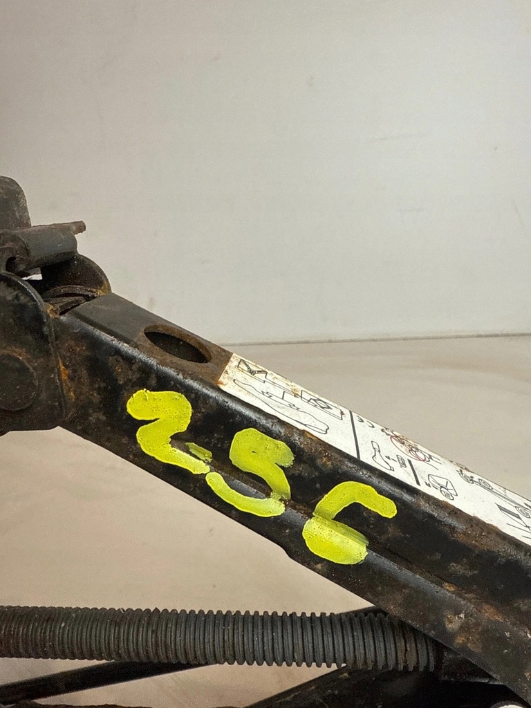 фото №12, Домкрат підйомник ford focus mk3