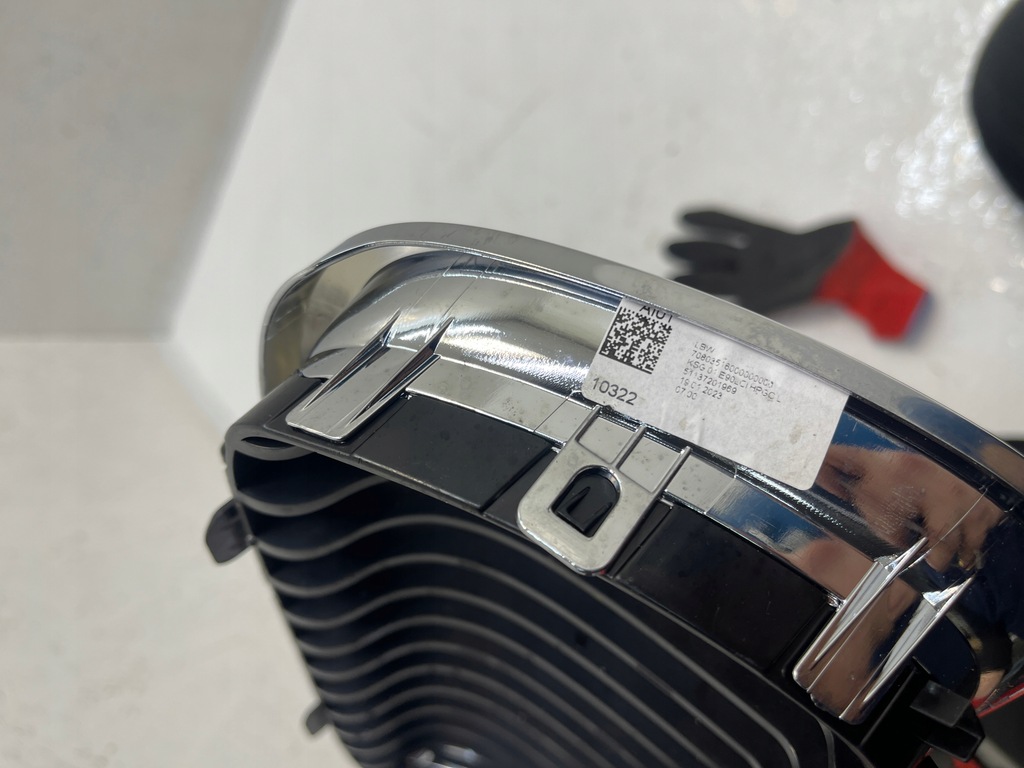 фото №6, Bmw 3 e90 e91 ліва решітка бампера решітка радіатора 51137201969