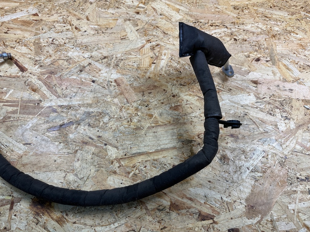 фото №6, Wąż шланг труба кондиционера opel e-corsa f peugeot e-208 ii 9826918180