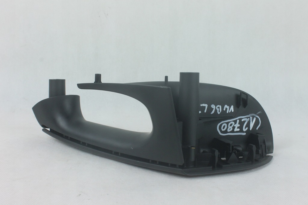 фото №8, Ручка левый задняя обивка левая задняя дверь задних vw passat b6 sedan