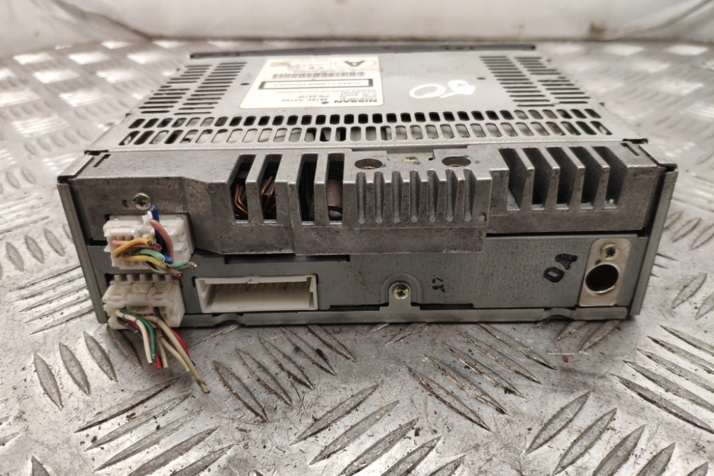 фото №8, Чейнджер cd nissan primera хэтчбек p12 28185av700 2.2l дизель 93kw