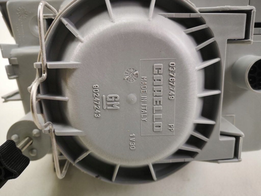 Лампа левый перед opel omega a 1986-1994 magneti marelli lpa792 / 1216340 с Разборки