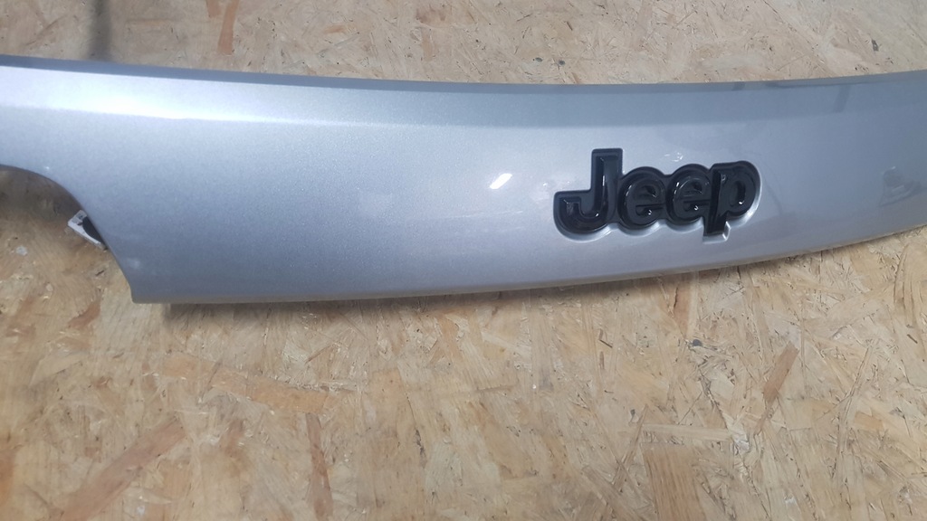фото №3, Jeep compass ii 2 накладка кришки задній задня