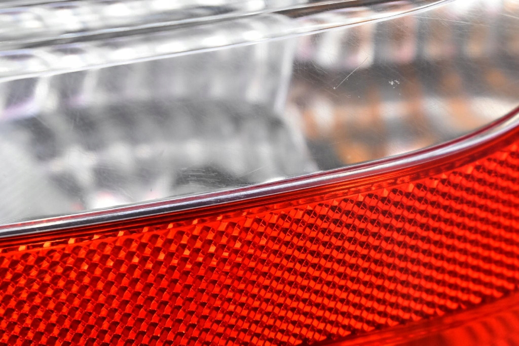 фото №12, Лампа права задня задня 5jh945096 skoda rapid 5d hb 12-17