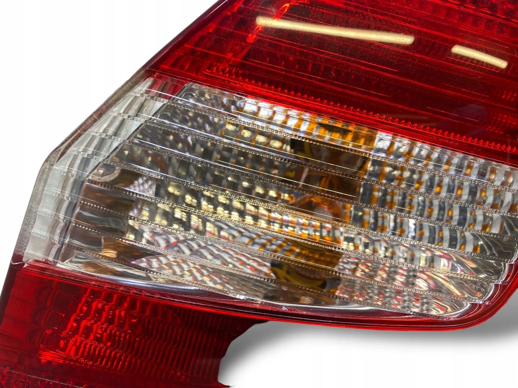 фото №8, Skoda fabia mk2 5j 1200cm3 2008 лампы задние хэтчбек 5j6945096a