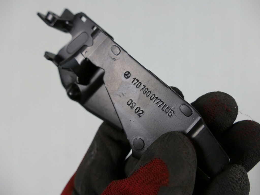 фото №4, Mercedes slk r170 lift замок крыша датчик левый